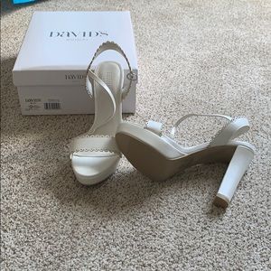 Size 8 Ivory Wedding Shoes